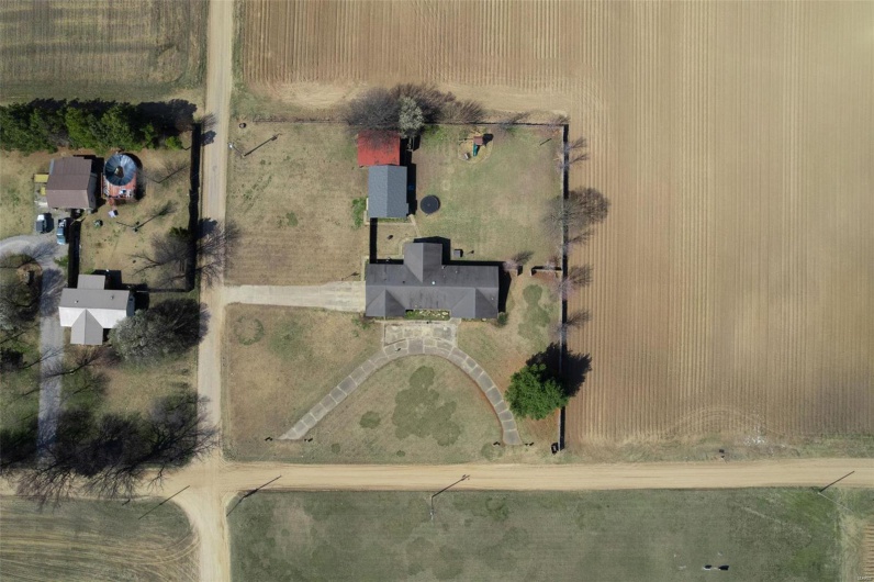 21527 Road 403, Kennett, Missouri 63857, 3 Bedrooms Bedrooms, 10 Rooms Rooms,2 BathroomsBathrooms,Residential,For Sale,Road 403,MAR25015961