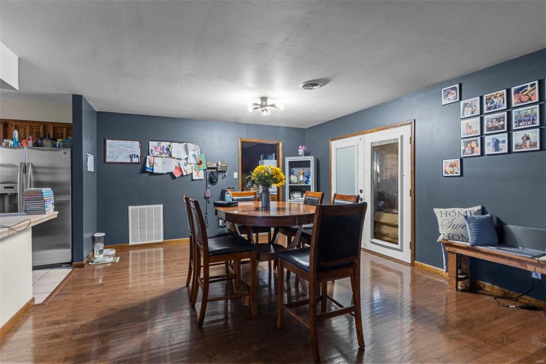21527 Road 403, Kennett, Missouri 63857, 3 Bedrooms Bedrooms, 10 Rooms Rooms,2 BathroomsBathrooms,Residential,For Sale,Road 403,MAR25015961