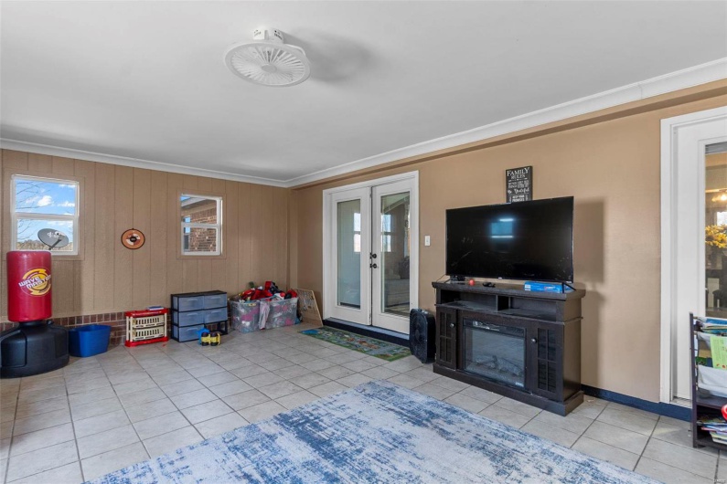 21527 Road 403, Kennett, Missouri 63857, 3 Bedrooms Bedrooms, 10 Rooms Rooms,2 BathroomsBathrooms,Residential,For Sale,Road 403,MAR25015961