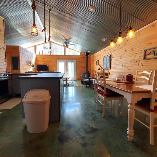 1432 Wayne 523, Wappapello, Missouri 63966, 2 Bedrooms Bedrooms, 4 Rooms Rooms,1 BathroomBathrooms,Residential,For Sale,Wayne 523,MAR25015566