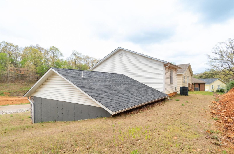 114 Mayson Lane, Poplar Bluff, Missouri 63901, 3 Bedrooms Bedrooms, 7 Rooms Rooms,2 BathroomsBathrooms,Residential,For Sale,Mayson,MAR24058171