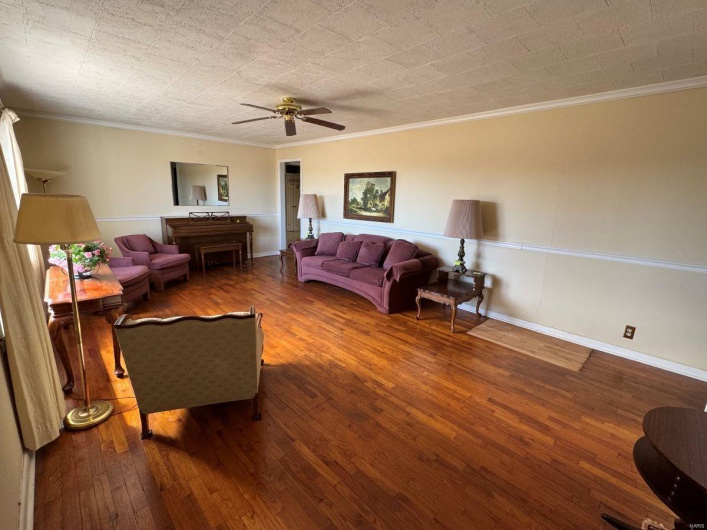 1301 Douglas, Malden, Missouri 63863, ,Commercial Sale,For Sale,Douglas,MAR25015946