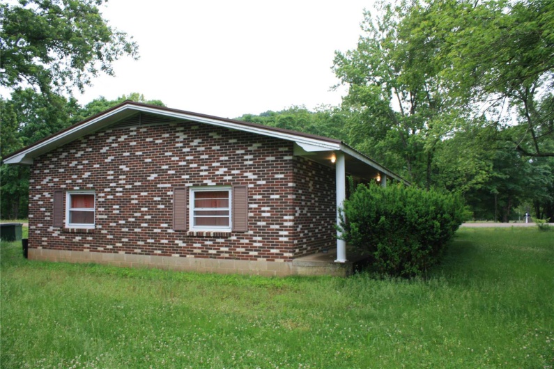 299 Wayne Rt EE, Silva, Missouri 63964, 3 Bedrooms Bedrooms, 6 Rooms Rooms,2 BathroomsBathrooms,Residential,For Sale,Wayne Rt EE,MAR24029379