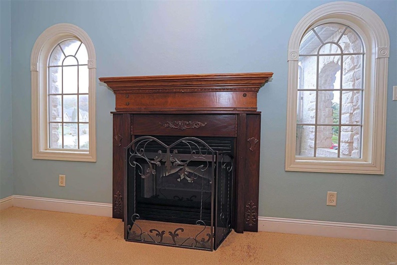 Room details with carpet