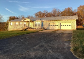 9747 Wayne Route P, McGee, Missouri 63763, 2 Bedrooms Bedrooms, 10 Rooms Rooms,2 BathroomsBathrooms,Residential,For Sale,Wayne Route P,MAR24072963