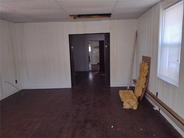 411 Desloge Drive, Desloge, Missouri 63601, 3 Bedrooms Bedrooms, 7 Rooms Rooms,1 BathroomBathrooms,Residential,For Sale,Desloge,MAR25016375