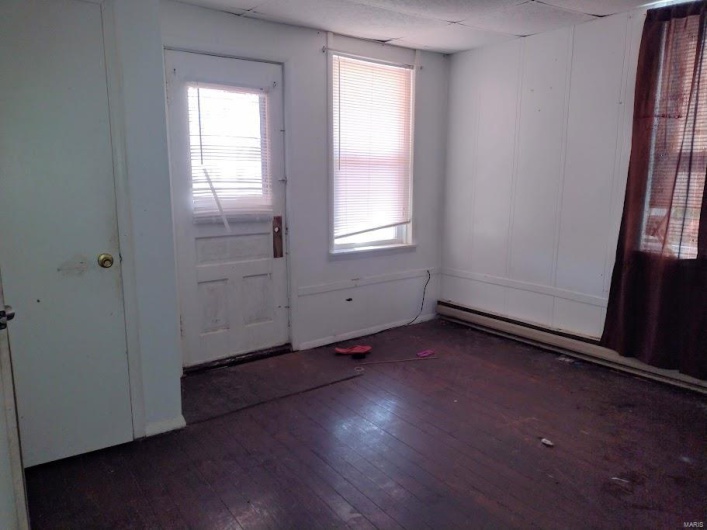411 Desloge Drive, Desloge, Missouri 63601, 3 Bedrooms Bedrooms, 7 Rooms Rooms,1 BathroomBathrooms,Residential,For Sale,Desloge,MAR25016375