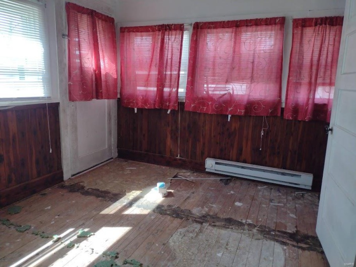 411 Desloge Drive, Desloge, Missouri 63601, 3 Bedrooms Bedrooms, 7 Rooms Rooms,1 BathroomBathrooms,Residential,For Sale,Desloge,MAR25016375
