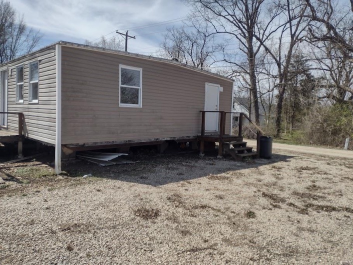 411 Desloge Drive, Desloge, Missouri 63601, 3 Bedrooms Bedrooms, 7 Rooms Rooms,1 BathroomBathrooms,Residential,For Sale,Desloge,MAR25016375