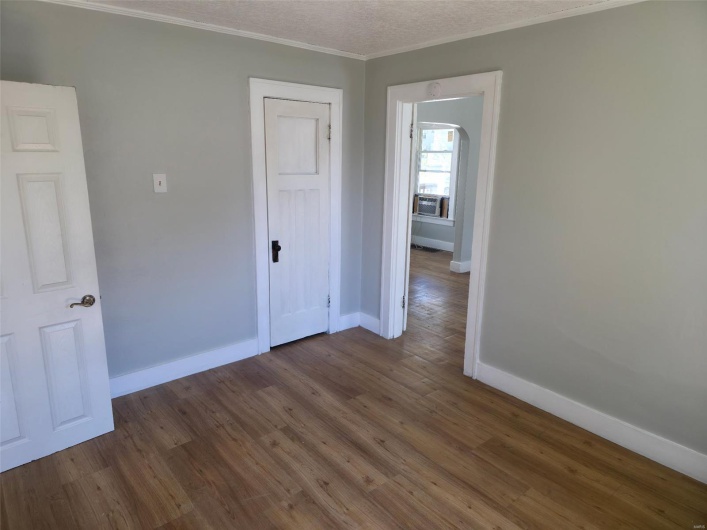 427 Louisiana Street, Cape Girardeau, Missouri 63703, 2 Bedrooms Bedrooms, 5 Rooms Rooms,1 BathroomBathrooms,Residential,For Sale,Louisiana,MAR25016431
