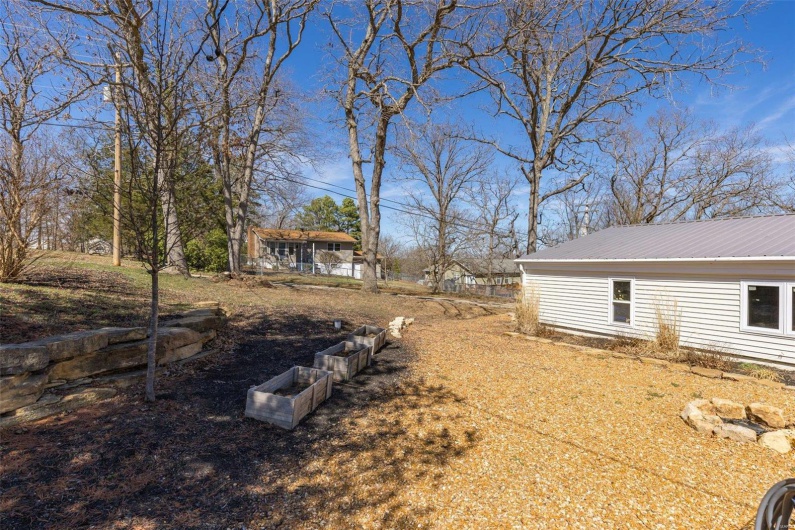 1591 N St. Francois Road, Bonne Terre, Missouri 63628, 3 Bedrooms Bedrooms, 8 Rooms Rooms,2 BathroomsBathrooms,Residential,For Sale,N St. Francois,MAR25015359