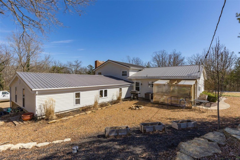 1591 N St. Francois Road, Bonne Terre, Missouri 63628, 3 Bedrooms Bedrooms, 8 Rooms Rooms,2 BathroomsBathrooms,Residential,For Sale,N St. Francois,MAR25015359