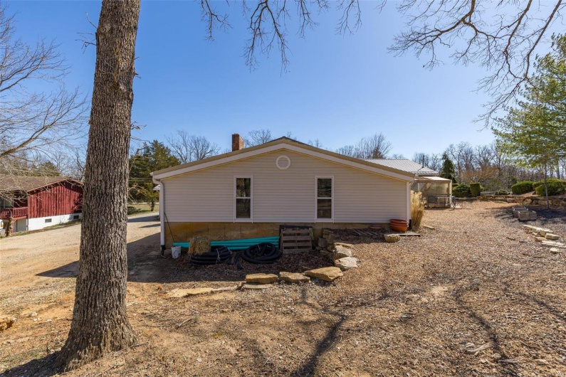 1591 N St. Francois Road, Bonne Terre, Missouri 63628, 3 Bedrooms Bedrooms, 8 Rooms Rooms,2 BathroomsBathrooms,Residential,For Sale,N St. Francois,MAR25015359