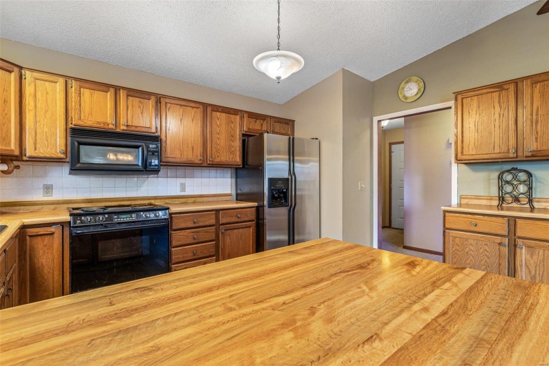 207 Normandie Drive, Bonne Terre, Missouri 63628, 2 Bedrooms Bedrooms, 5 Rooms Rooms,2 BathroomsBathrooms,Residential,For Sale,Normandie,MAR25015772