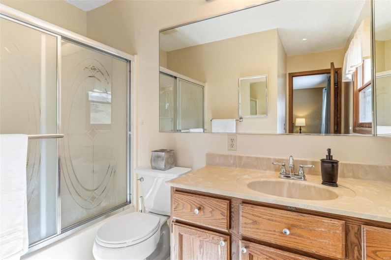 207 Normandie Drive, Bonne Terre, Missouri 63628, 2 Bedrooms Bedrooms, 5 Rooms Rooms,2 BathroomsBathrooms,Residential,For Sale,Normandie,MAR25015772