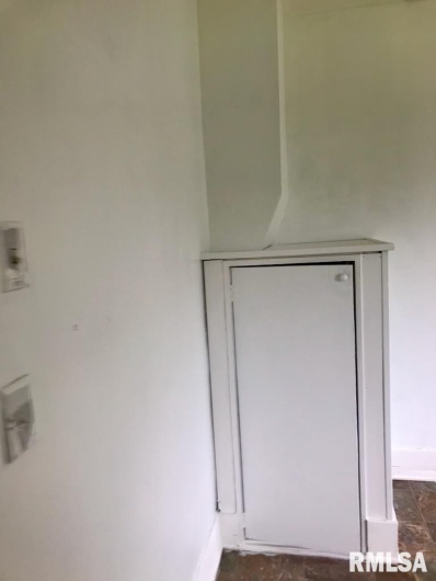 1912 Hortense Street, Murphysboro, Illinois 62966, 2 Bedrooms Bedrooms, 0 ,1 BathroomBathrooms,Residential,For Sale,Hortense,0,RMAEB450757