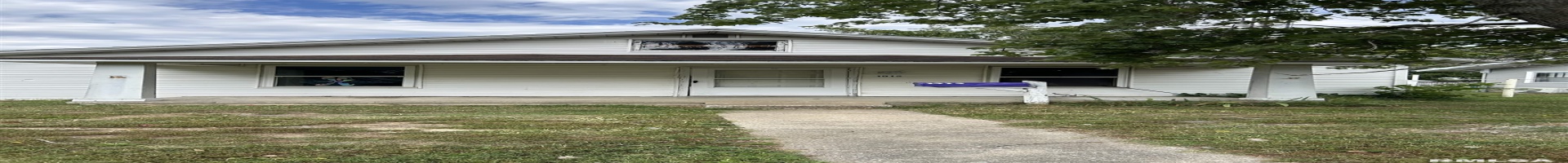 Residential For Sale 1912 Hortense Street, Murphysboro, Illinois 62966, 2 Bedrooms Bedrooms, ,1 BathroomBathrooms,Residential,For Sale,Hortense,RMAEB450757