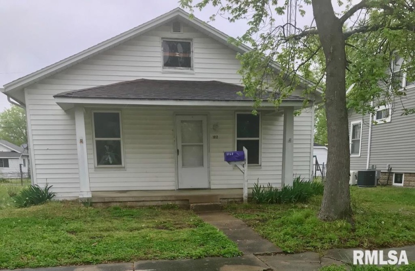 1912 Hortense Street, Murphysboro, Illinois 62966, 2 Bedrooms Bedrooms, 0 ,1 BathroomBathrooms,Residential,For Sale,Hortense,0,RMAEB450757