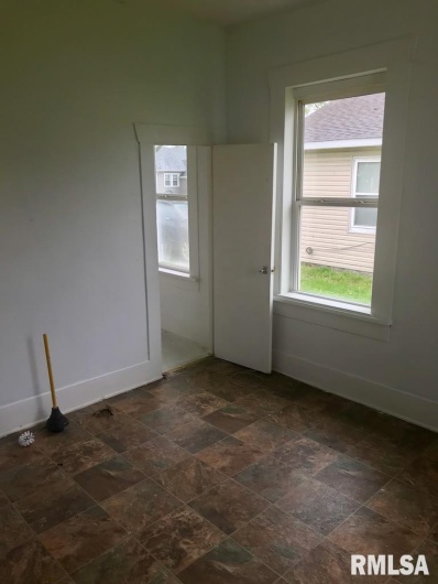 1912 Hortense Street, Murphysboro, Illinois 62966, 2 Bedrooms Bedrooms, 0 ,1 BathroomBathrooms,Residential,For Sale,Hortense,0,RMAEB450757