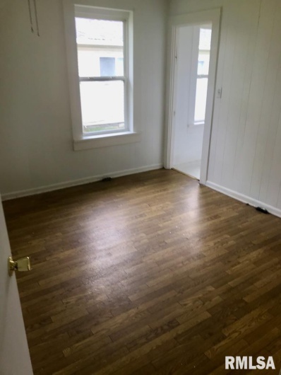 1912 Hortense Street, Murphysboro, Illinois 62966, 2 Bedrooms Bedrooms, 0 ,1 BathroomBathrooms,Residential,For Sale,Hortense,0,RMAEB450757