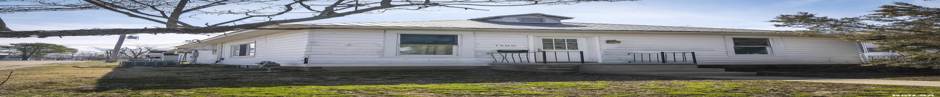 Residential For Sale 1500 TYLER Street, Herrin, Illinois 62948, 3 Bedrooms Bedrooms, ,2 BathroomsBathrooms,Residential,For Sale,TYLER,RMAQC4261434