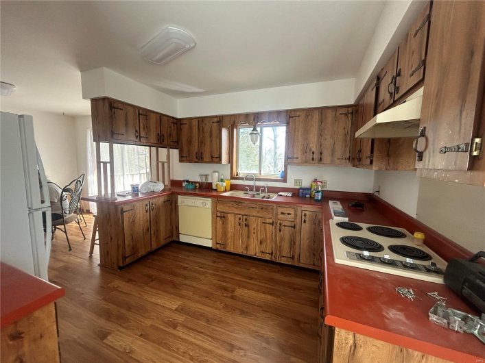 204 Wayne 521, Wappapello, Missouri 63966, 4 Bedrooms Bedrooms, 10 Rooms Rooms,2 BathroomsBathrooms,Residential,For Sale,Wayne 521,MAR25016663