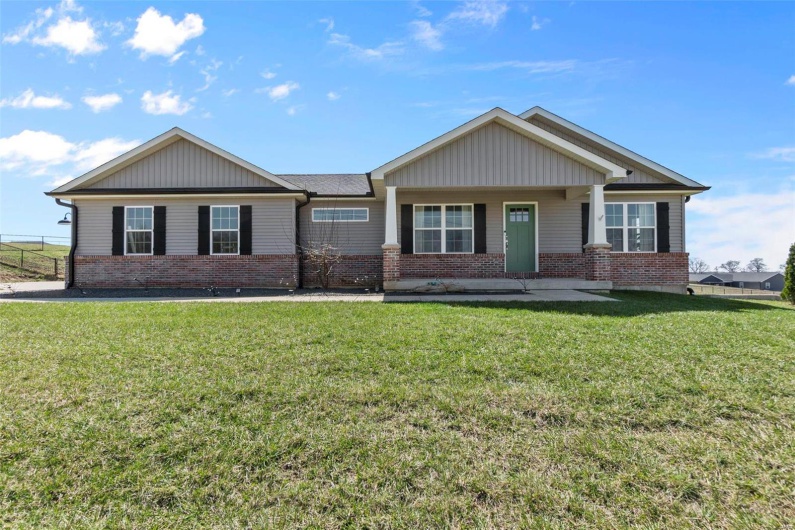 602 County Road 441, Jackson, Missouri 63755, 5 Bedrooms Bedrooms, 5 Rooms Rooms,3 BathroomsBathrooms,Residential,For Sale,County Road 441,MAR25016560