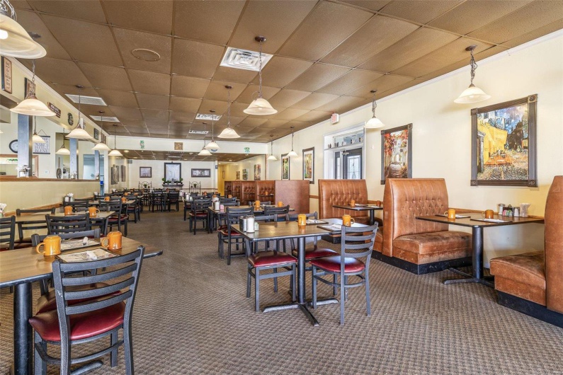 239 Main, Park Hills, Missouri 63601, ,Commercial Sale,For Sale,Main,MAR25016778