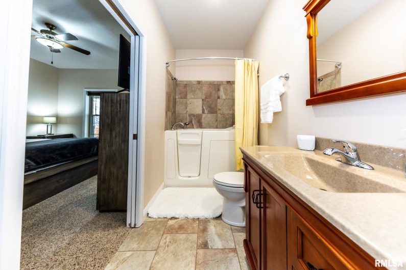 430 Wagon Creek Loop, Creal Springs, Illinois 62922, 6 Bedrooms Bedrooms, 0 ,6 BathroomsBathrooms,Residential,For Sale,Wagon Creek,0,RMAEB457182