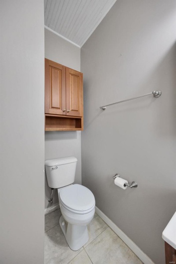 1052 Market Street, Ste Genevieve, Missouri 63670, 3 Bedrooms Bedrooms, 8 Rooms Rooms,2 BathroomsBathrooms,Residential,For Sale,Market,MAR25015886