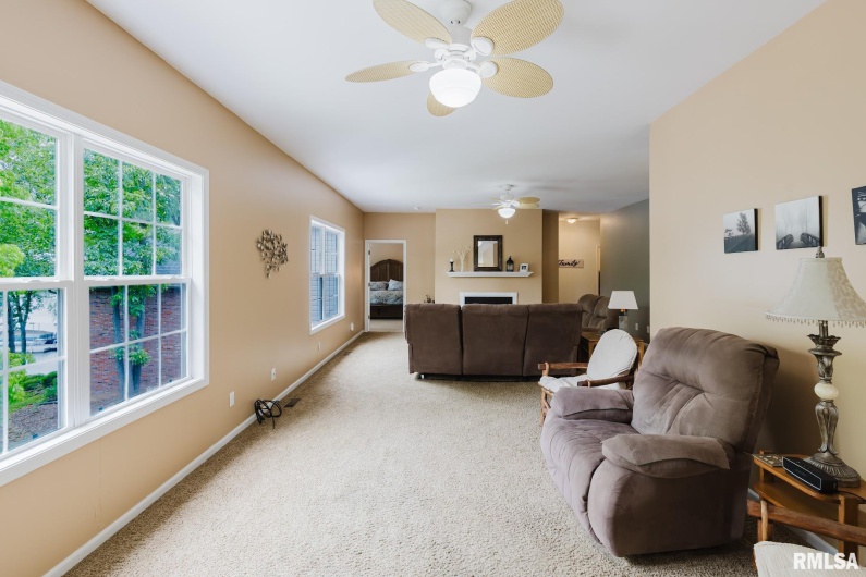 55 KINGS Court, Goreville, Illinois 62939, 5 Bedrooms Bedrooms, 0 ,3 BathroomsBathrooms,Residential,For Sale,KINGS,0,RMAEB457185
