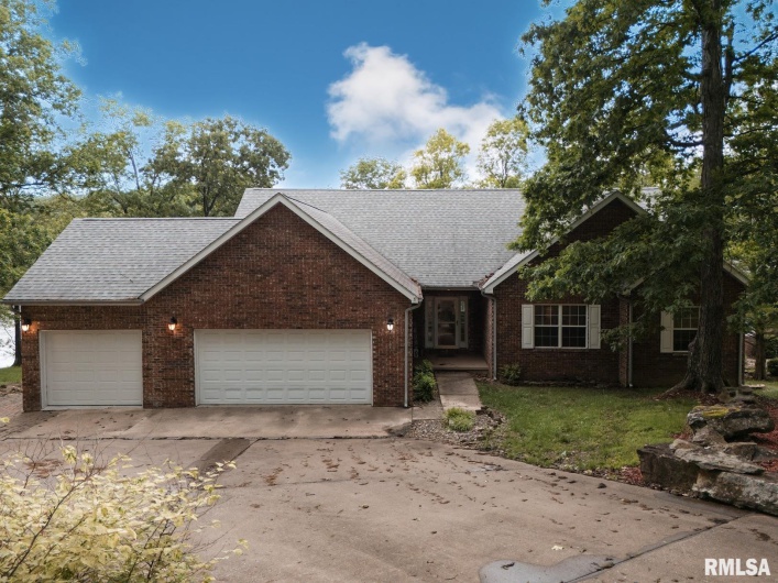 55 KINGS Court, Goreville, Illinois 62939, 5 Bedrooms Bedrooms, 0 ,3 BathroomsBathrooms,Residential,For Sale,KINGS,0,RMAEB457185