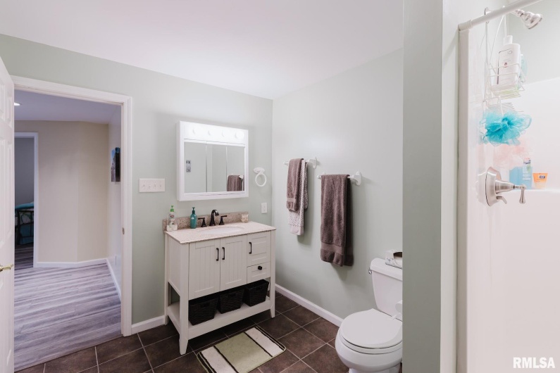 55 KINGS Court, Goreville, Illinois 62939, 5 Bedrooms Bedrooms, 0 ,3 BathroomsBathrooms,Residential,For Sale,KINGS,0,RMAEB457185