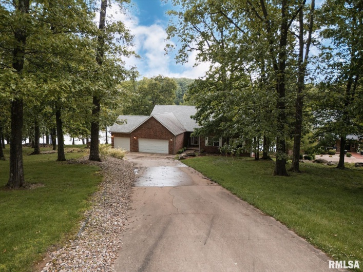 55 KINGS Court, Goreville, Illinois 62939, 5 Bedrooms Bedrooms, 0 ,3 BathroomsBathrooms,Residential,For Sale,KINGS,0,RMAEB457185