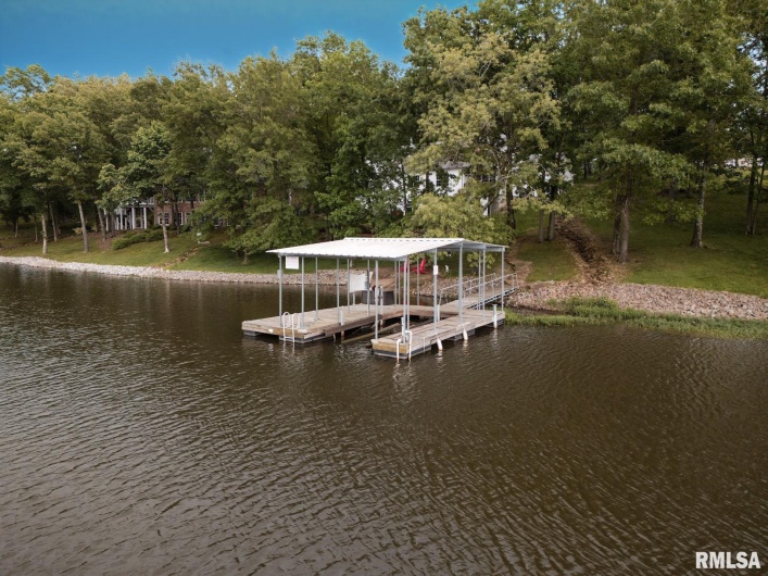 55 KINGS Court, Goreville, Illinois 62939, 5 Bedrooms Bedrooms, 0 ,3 BathroomsBathrooms,Residential,For Sale,KINGS,0,RMAEB457185