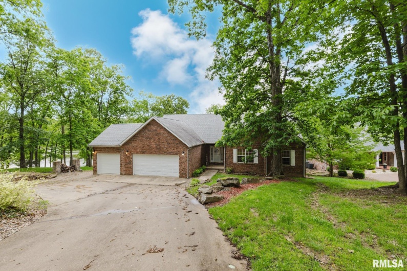 55 KINGS Court, Goreville, Illinois 62939, 5 Bedrooms Bedrooms, 0 ,3 BathroomsBathrooms,Residential,For Sale,KINGS,0,RMAEB457185