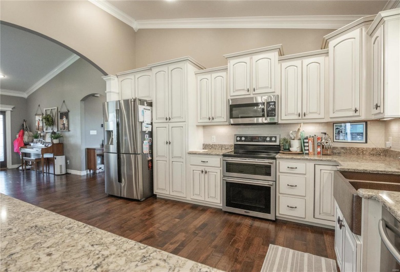 270 March Lane, Williamsville, Missouri 63967, 6 Bedrooms Bedrooms, 16 Rooms Rooms,3 BathroomsBathrooms,Residential,For Sale,March,MAR24072767