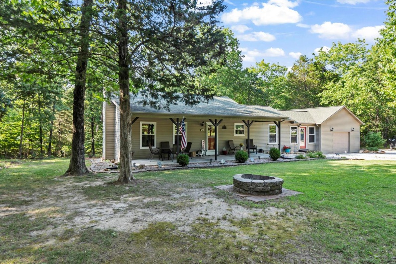 5057 Port Perry Drive, Perryville, Missouri 63775, 2 Bedrooms Bedrooms, 7 Rooms Rooms,1 BathroomBathrooms,Residential,For Sale,Port Perry,MAR25016871