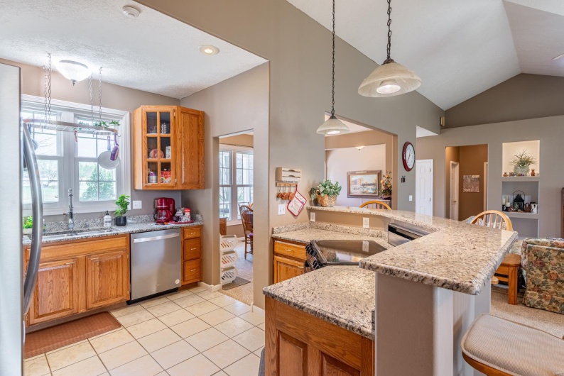 653 Pond Valley Drive, Belleview, Missouri 63623, 4 Bedrooms Bedrooms, 9 Rooms Rooms,3 BathroomsBathrooms,Residential,For Sale,Pond Valley,MAR25016694