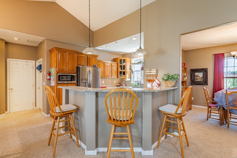 653 Pond Valley Drive, Belleview, Missouri 63623, 4 Bedrooms Bedrooms, 9 Rooms Rooms,3 BathroomsBathrooms,Residential,For Sale,Pond Valley,MAR25016694