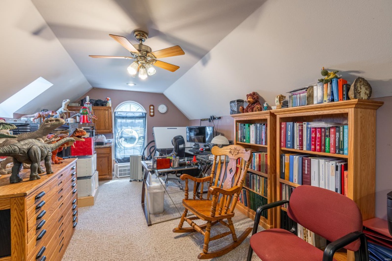 653 Pond Valley Drive, Belleview, Missouri 63623, 4 Bedrooms Bedrooms, 9 Rooms Rooms,3 BathroomsBathrooms,Residential,For Sale,Pond Valley,MAR25016694
