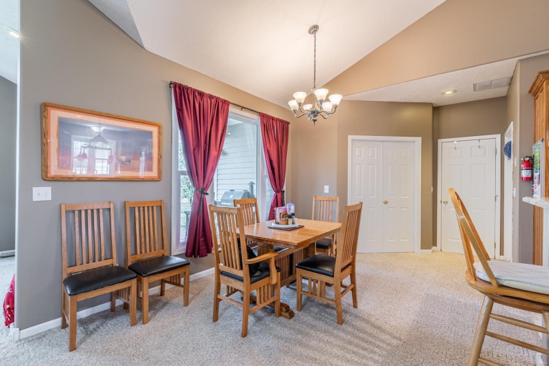 653 Pond Valley Drive, Belleview, Missouri 63623, 4 Bedrooms Bedrooms, 9 Rooms Rooms,3 BathroomsBathrooms,Residential,For Sale,Pond Valley,MAR25016694