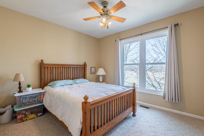 653 Pond Valley Drive, Belleview, Missouri 63623, 4 Bedrooms Bedrooms, 9 Rooms Rooms,3 BathroomsBathrooms,Residential,For Sale,Pond Valley,MAR25016694