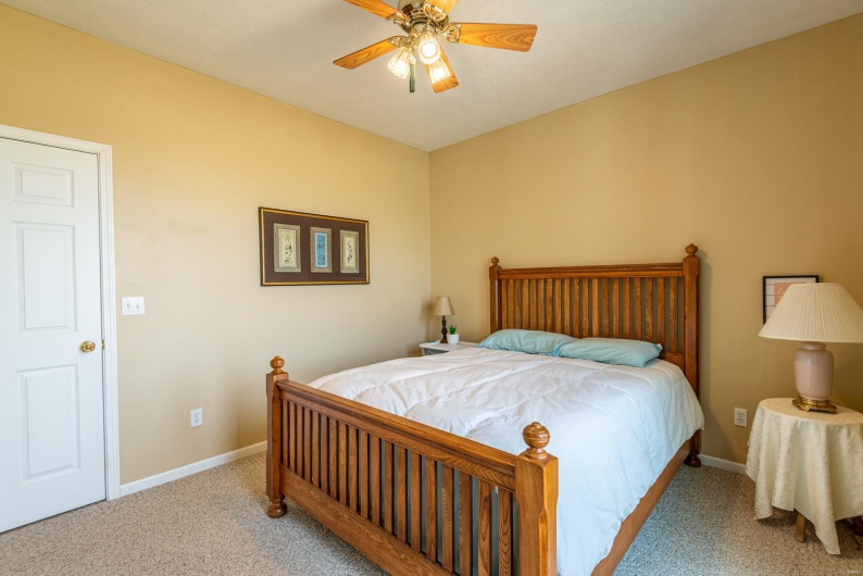 653 Pond Valley Drive, Belleview, Missouri 63623, 4 Bedrooms Bedrooms, 9 Rooms Rooms,3 BathroomsBathrooms,Residential,For Sale,Pond Valley,MAR25016694