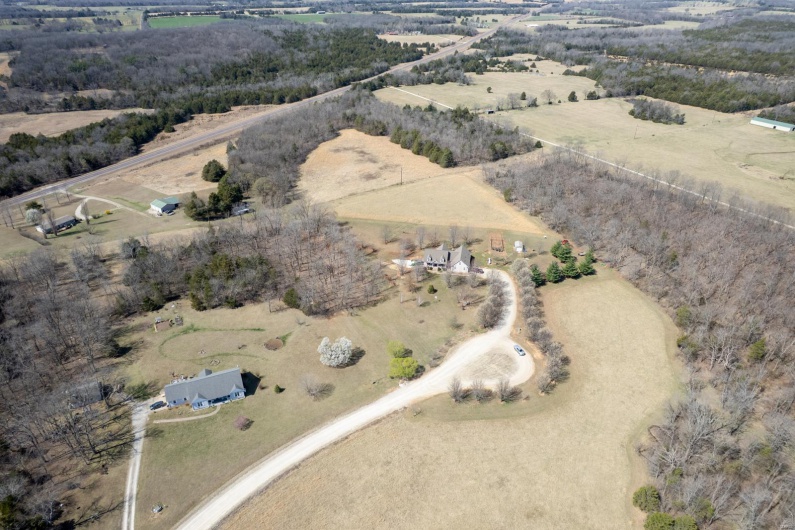 653 Pond Valley Drive, Belleview, Missouri 63623, 4 Bedrooms Bedrooms, 9 Rooms Rooms,3 BathroomsBathrooms,Residential,For Sale,Pond Valley,MAR25016694