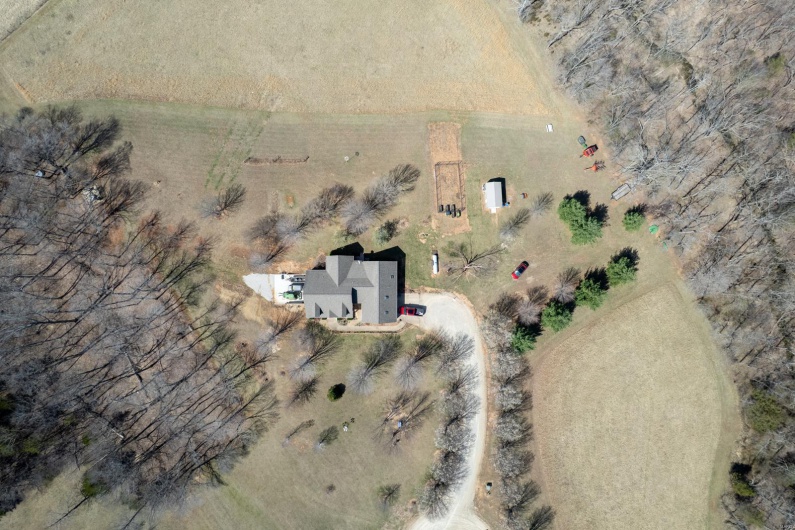 653 Pond Valley Drive, Belleview, Missouri 63623, 4 Bedrooms Bedrooms, 9 Rooms Rooms,3 BathroomsBathrooms,Residential,For Sale,Pond Valley,MAR25016694