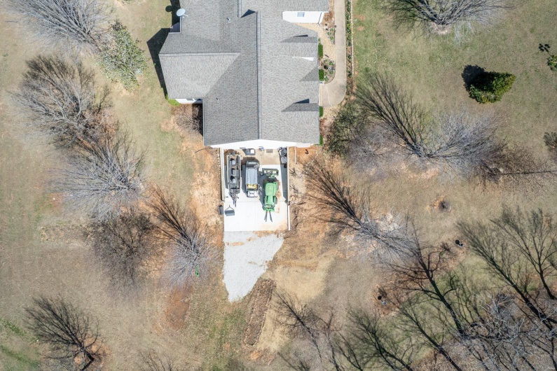 653 Pond Valley Drive, Belleview, Missouri 63623, 4 Bedrooms Bedrooms, 9 Rooms Rooms,3 BathroomsBathrooms,Residential,For Sale,Pond Valley,MAR25016694