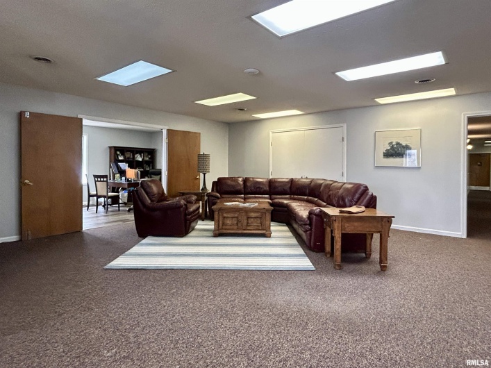 309 JACKSON Street, Carbondale, Illinois 62959, 0 , 0 ,0,Commercial Sale,For Sale,JACKSON,0,RMAQC4261524