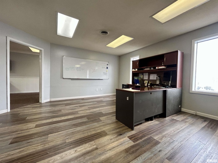 309 JACKSON Street, Carbondale, Illinois 62959, 0 , 0 ,0,Commercial Sale,For Sale,JACKSON,0,RMAQC4261524