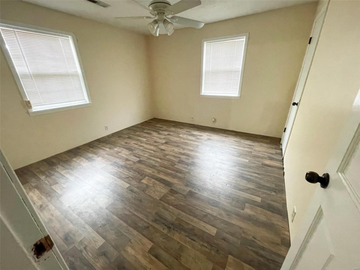 339 W Castor Street, Dexter, Missouri 63841, 2 Bedrooms Bedrooms, 7 Rooms Rooms,1 BathroomBathrooms,Residential,For Sale,W Castor,MAR24073307